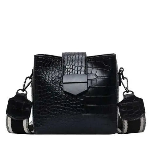High Quality Fashion Small Messenger Bag For Young Women Maroon Asteria