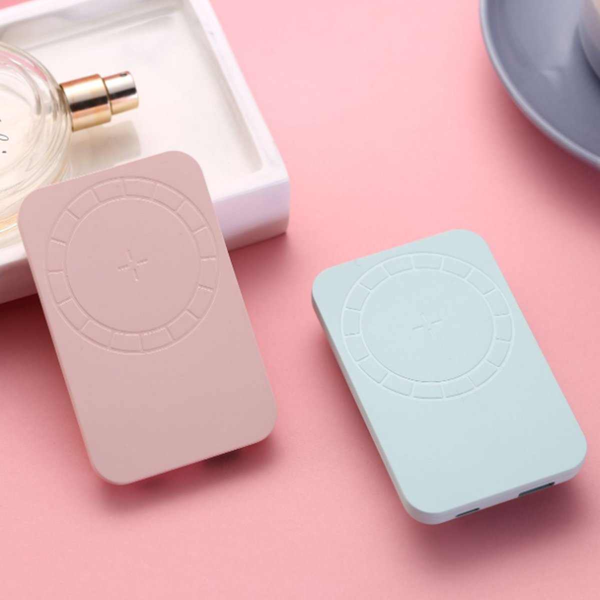 Wireless Magnetic Charger And Power Bank For iPhone 12 – Phone Case Salmon Lucky