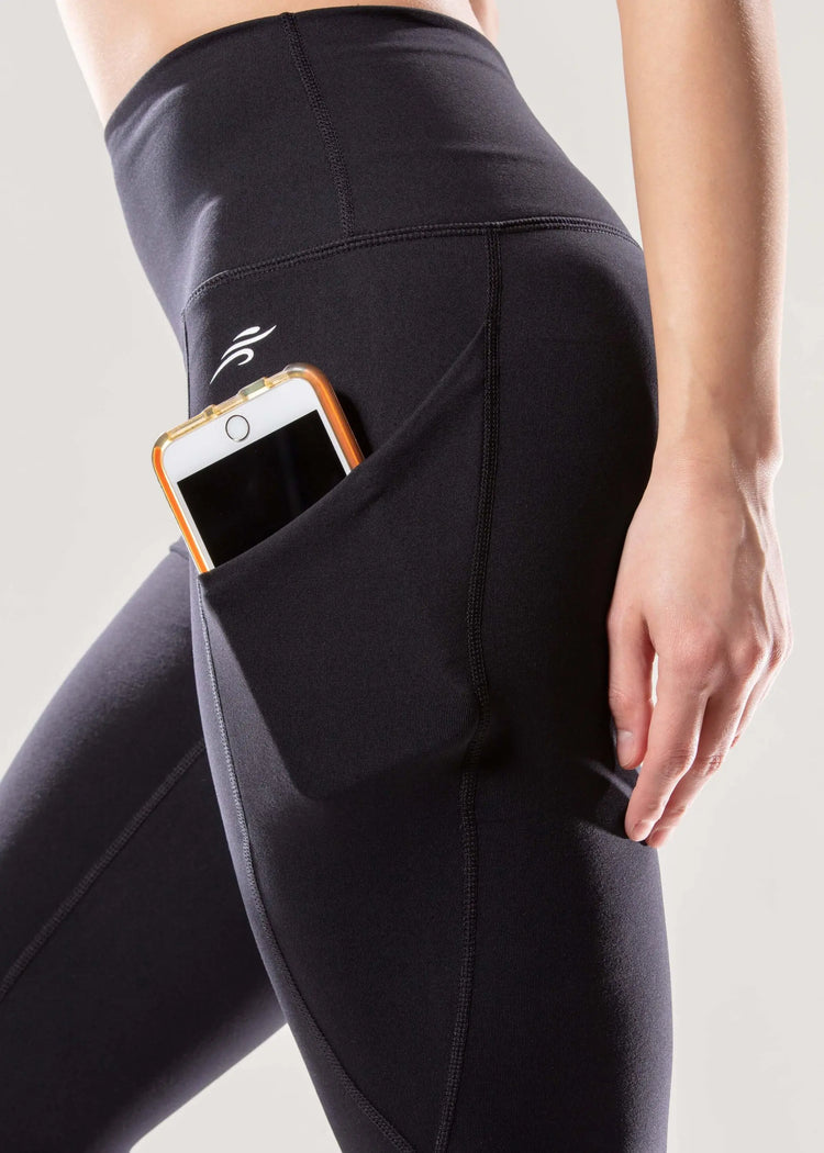 Jolie High-Waisted Capri Leggings with Hip Pockets Black Lavender