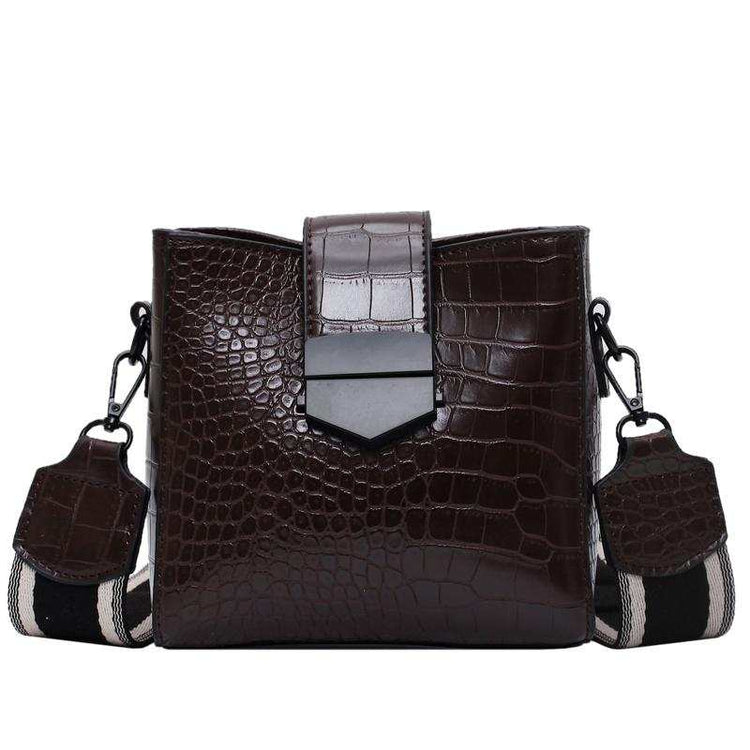 High Quality Fashion Small Messenger Bag For Young Women Maroon Asteria