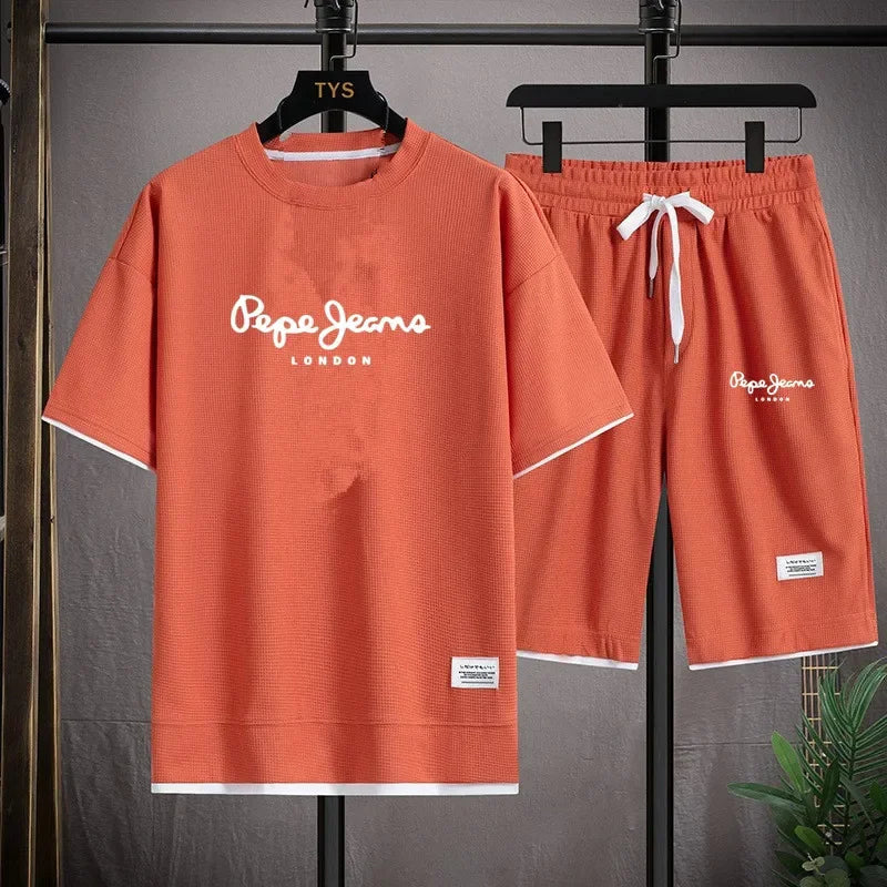 Fashionable casual T-shirt + shorts set for men. Men&