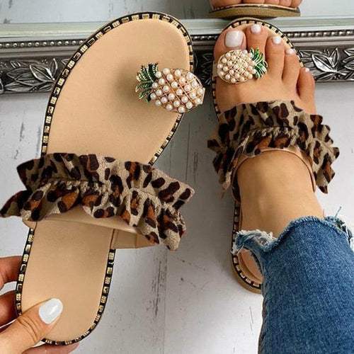 Pineapple Pearl Womens Slippers Flat Toe Casual Beach Slides Silver Juneberry