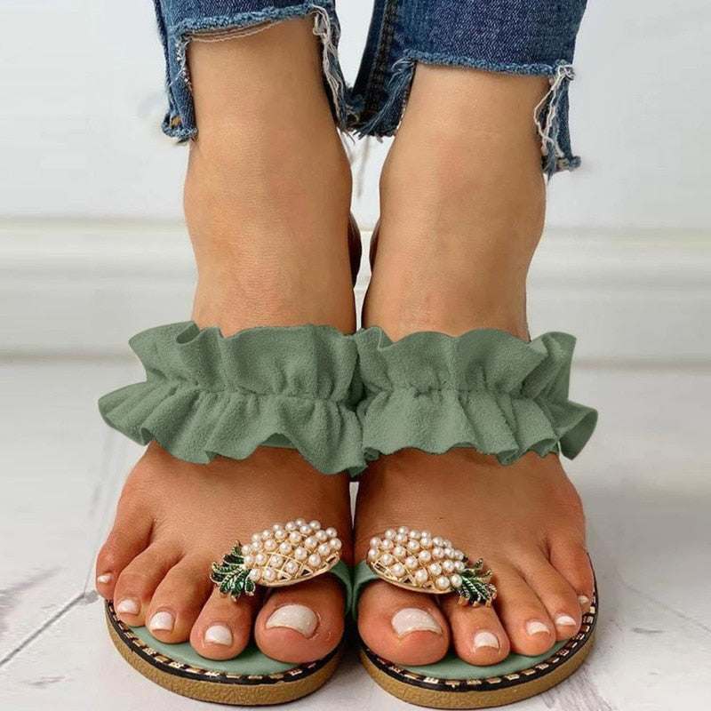 Pineapple Pearl Womens Slippers Flat Toe Casual Beach Slides Silver Juneberry