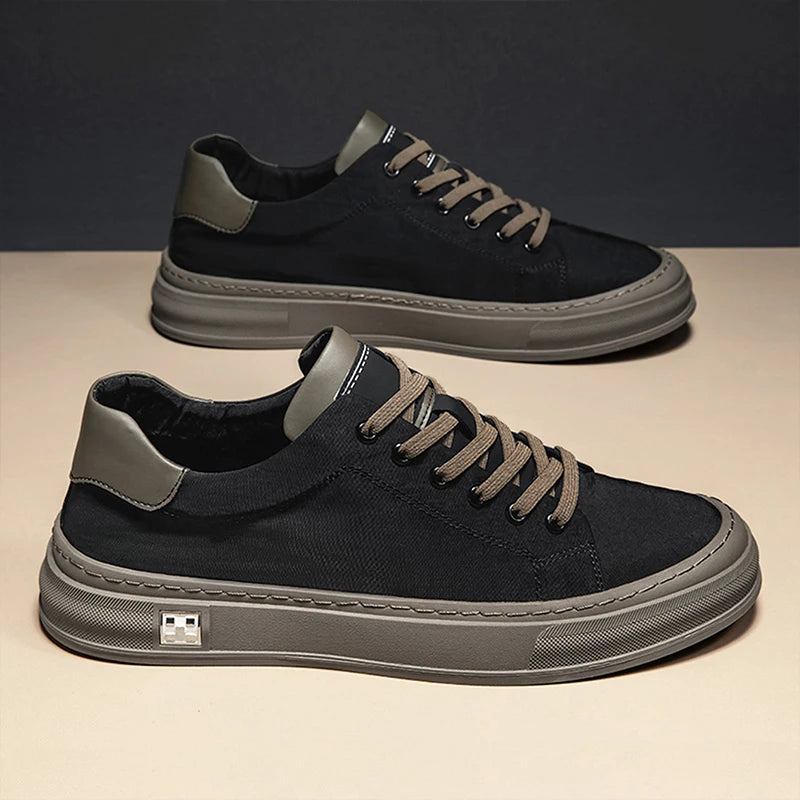 Versatile Lace-Up Men&