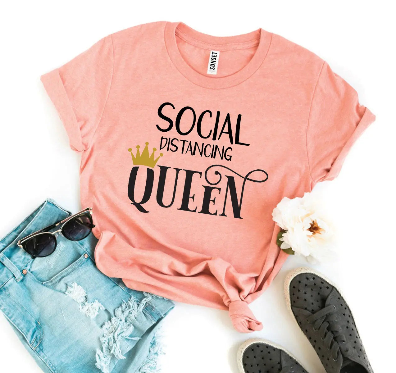 Social Distancing Queen T-shirt Agate