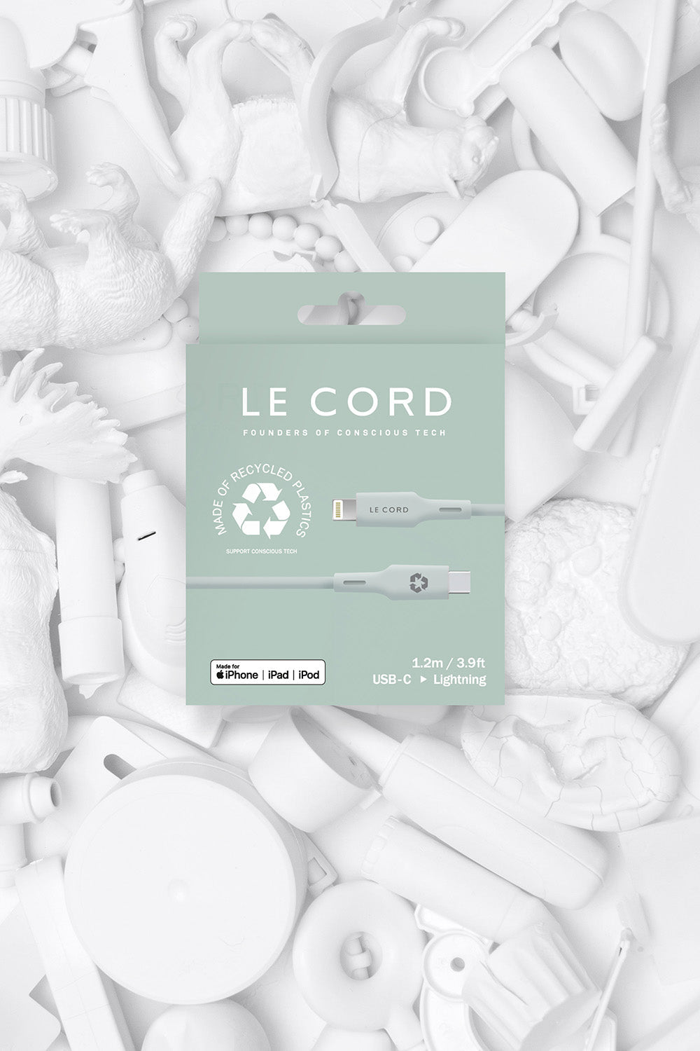 Pale Pine iPhone Lightning to Type C · 1.2 meter · Made of recycled Lavender Cassandra