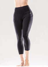 Jolie High-Waisted Capri Leggings with Hip Pockets Black Lavender